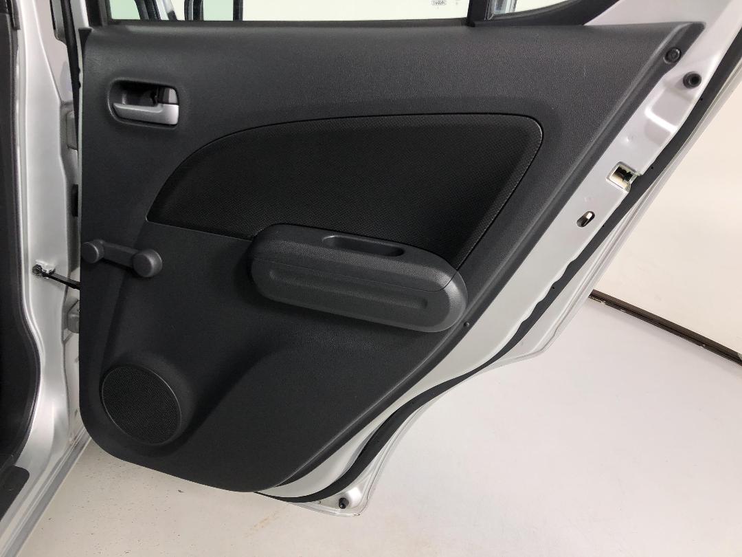 Photo '19' of Suzuki Splash Photo '19' of Suzuki Splash