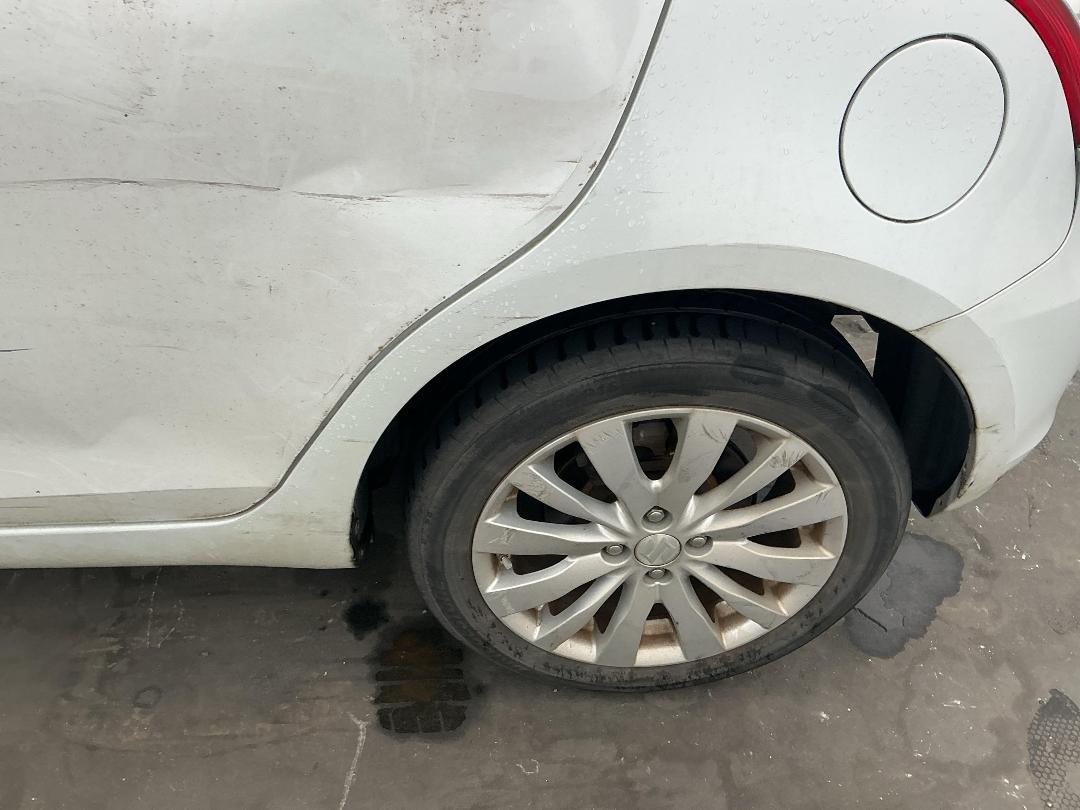 Photo '17' of Suzuki Swift Photo '17' of Suzuki Swift