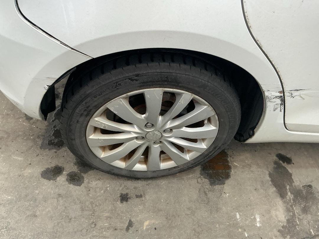 Photo '16' of Suzuki Swift Photo '16' of Suzuki Swift