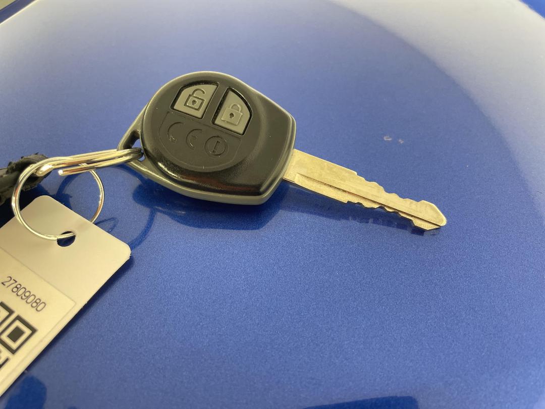 Photo '22' of Suzuki Swift