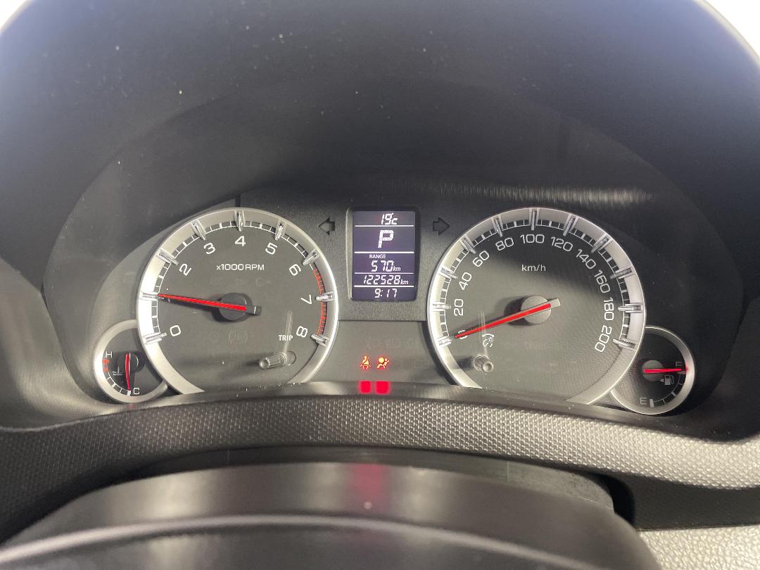 Photo '21' of Suzuki Swift