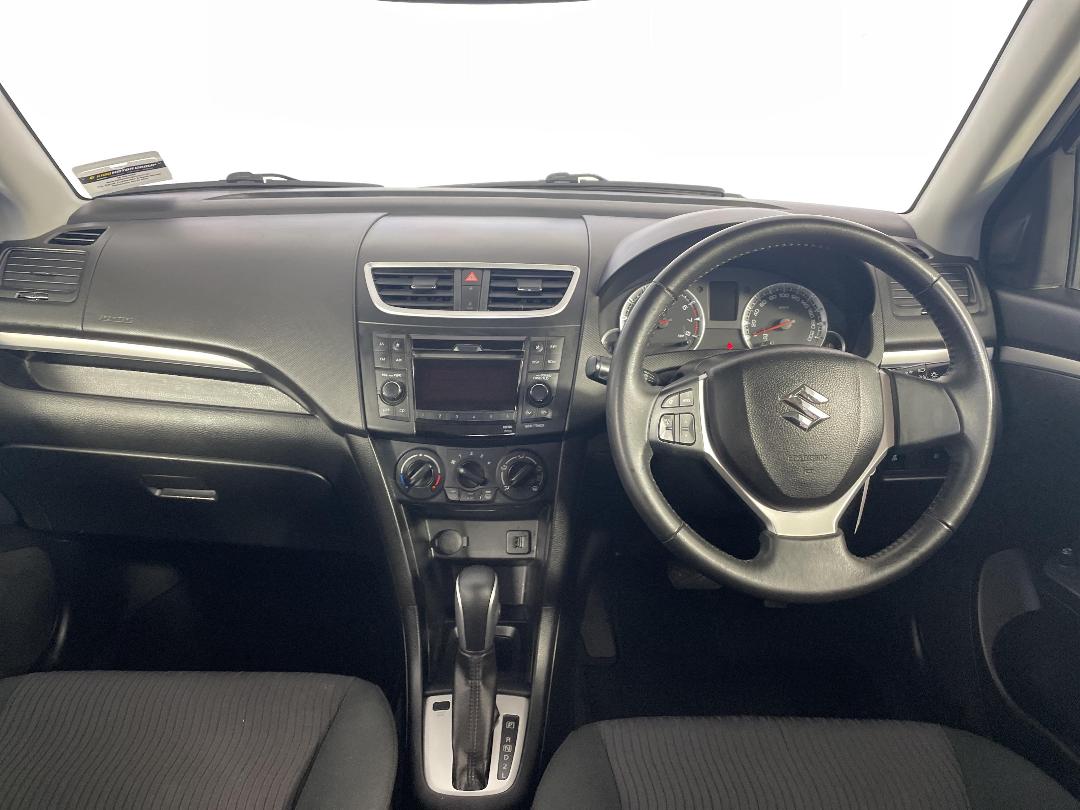 Photo '17' of Suzuki Swift