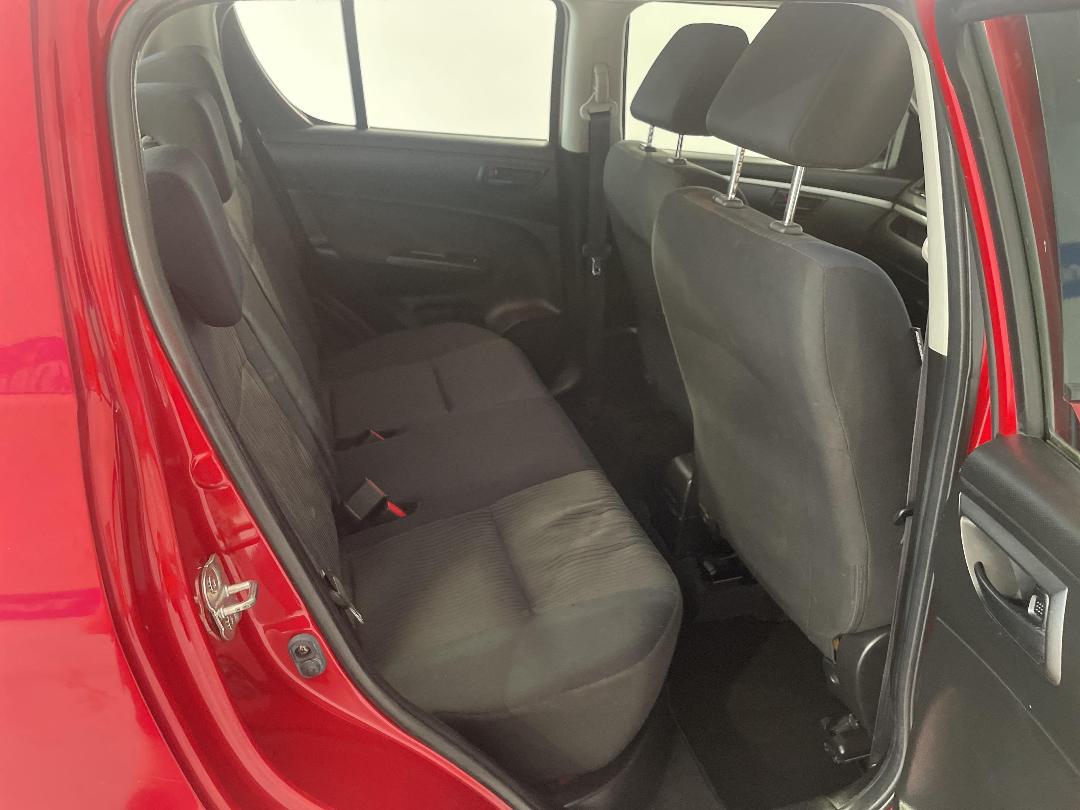 Photo '20' of Suzuki Swift Photo '20' of Suzuki Swift