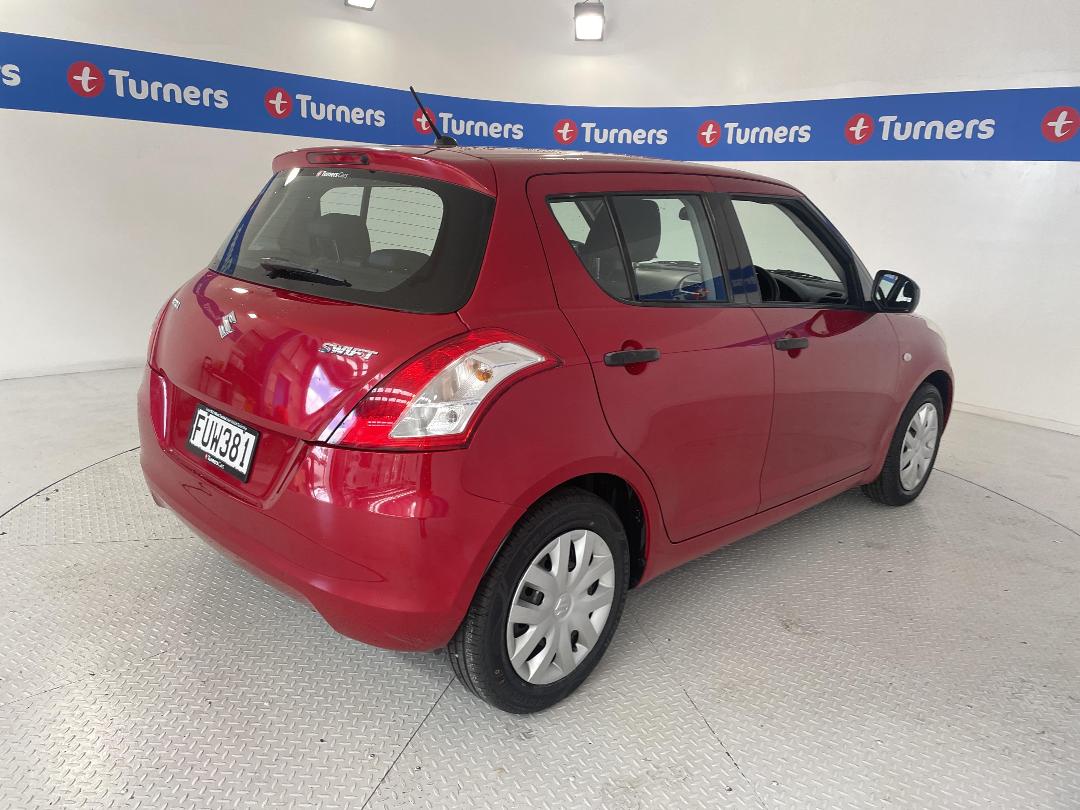 Photo '7' of Suzuki Swift Photo '7' of Suzuki Swift