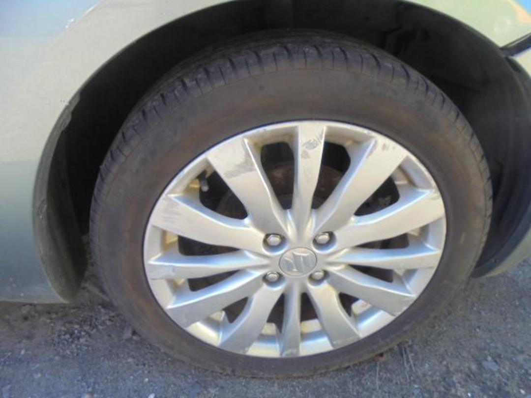 Photo '8' of Suzuki Swift Ltda