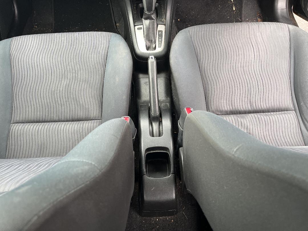 Photo '16' of Suzuki Swift