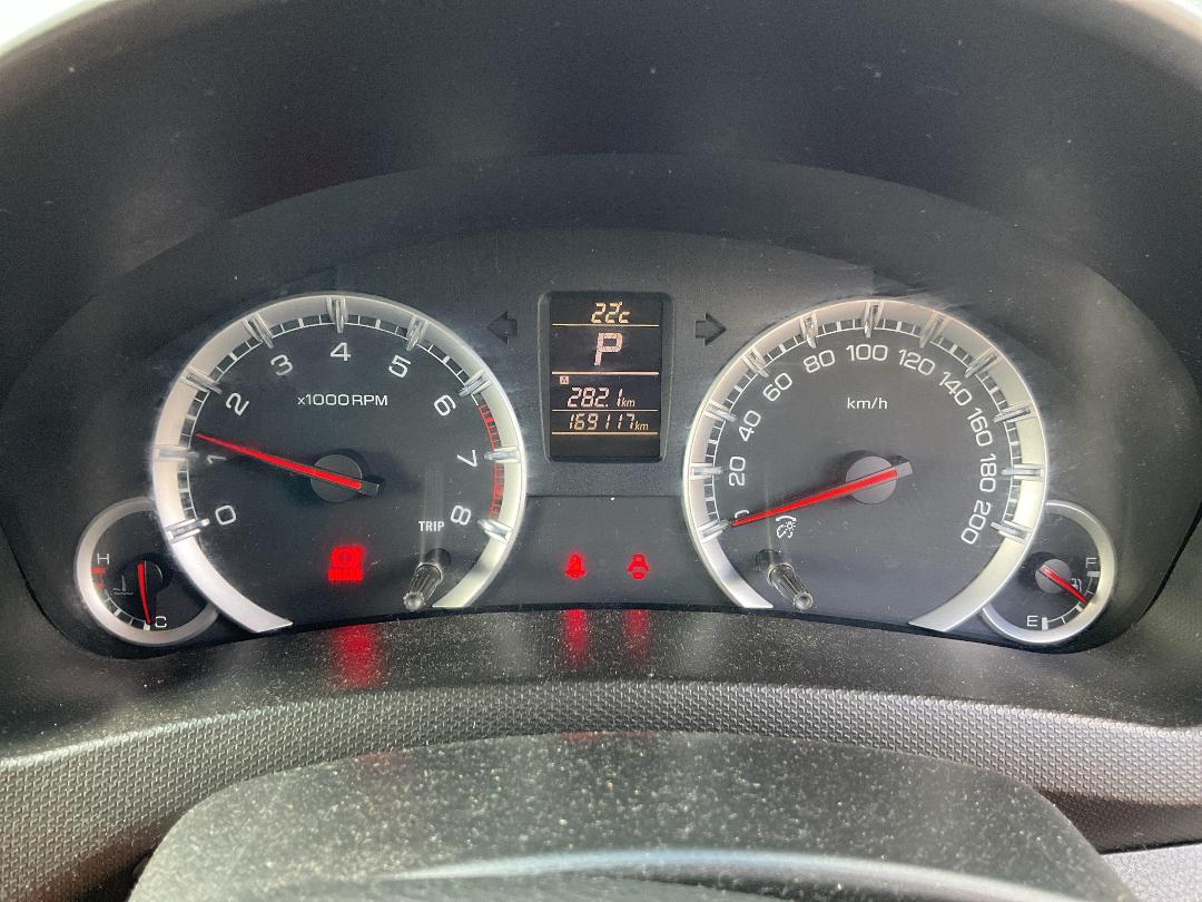 Photo '17' of Suzuki Swift