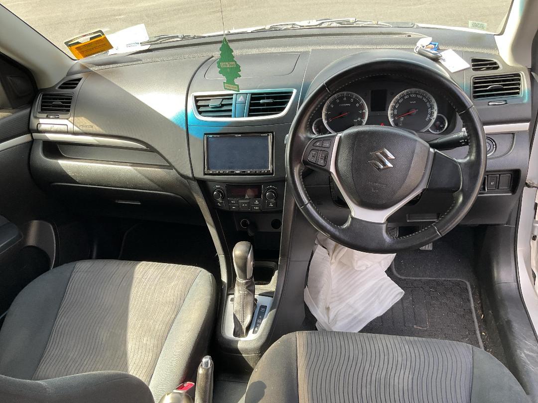 Photo '19' of Suzuki Swift