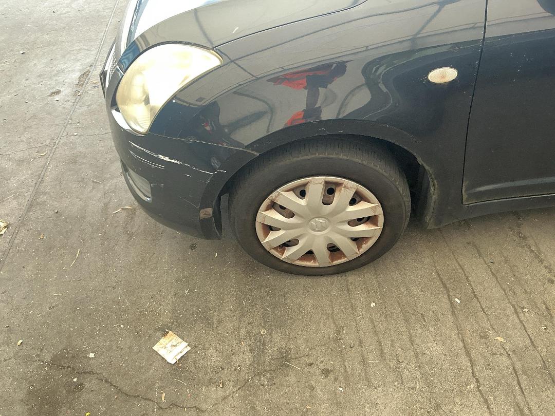 Photo '6' of Suzuki Swift Glxa Photo '6' of Suzuki Swift Glxa