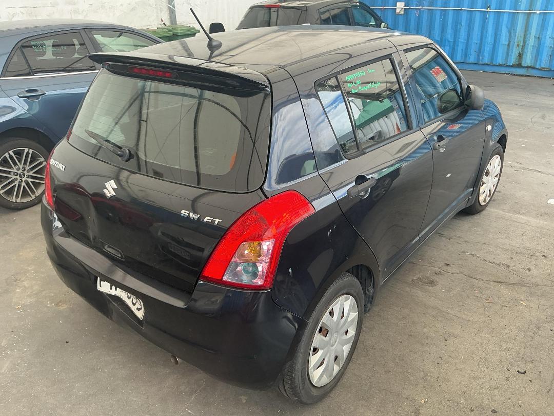 Photo '12' of Suzuki Swift Glxa Photo '12' of Suzuki Swift Glxa