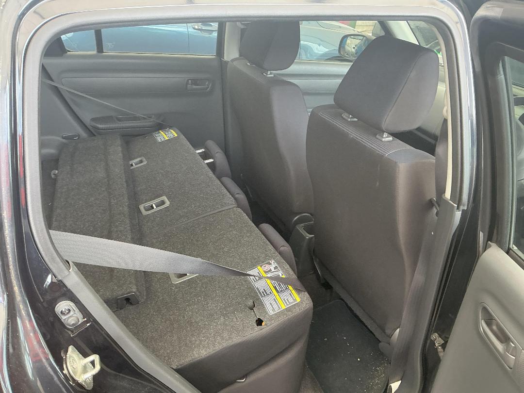 Photo '20' of Suzuki Swift Glxa Photo '20' of Suzuki Swift Glxa