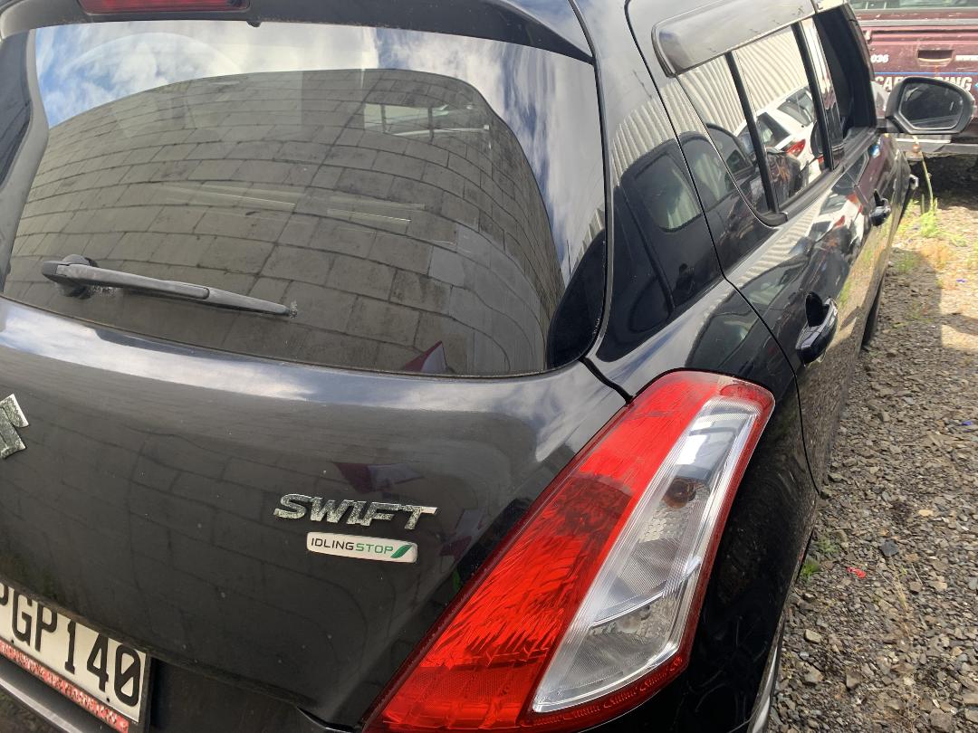 Photo '7' of Suzuki Swift