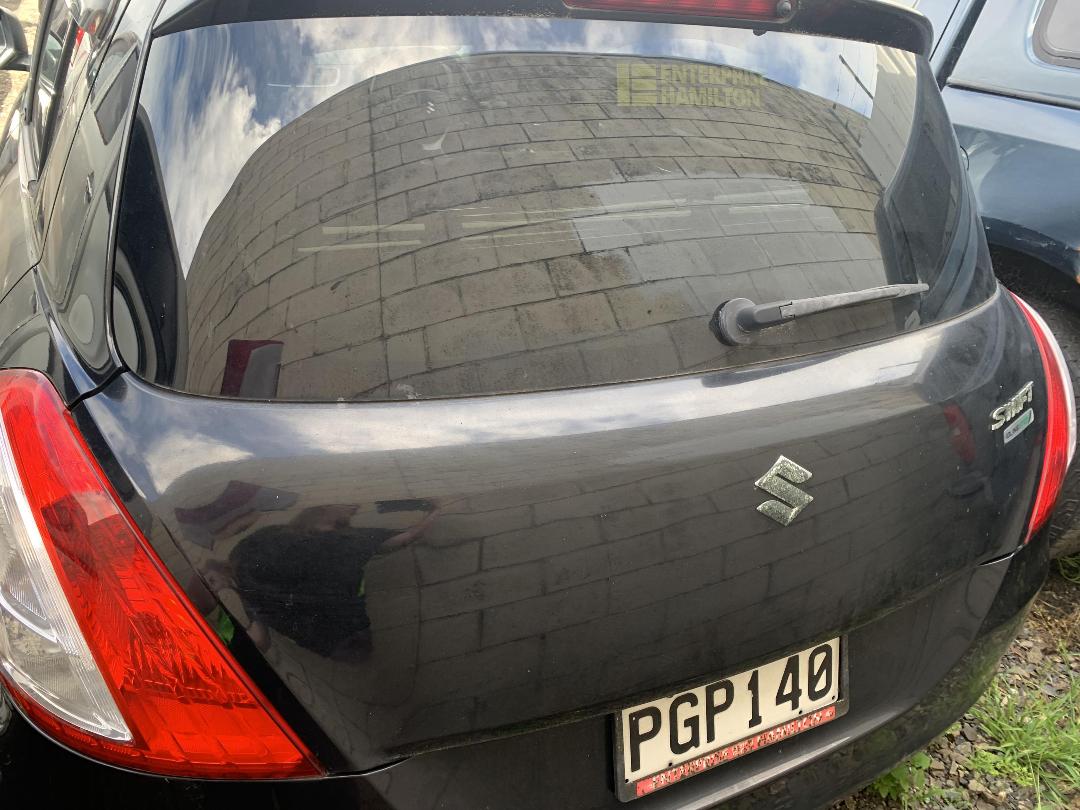 Photo '6' of Suzuki Swift