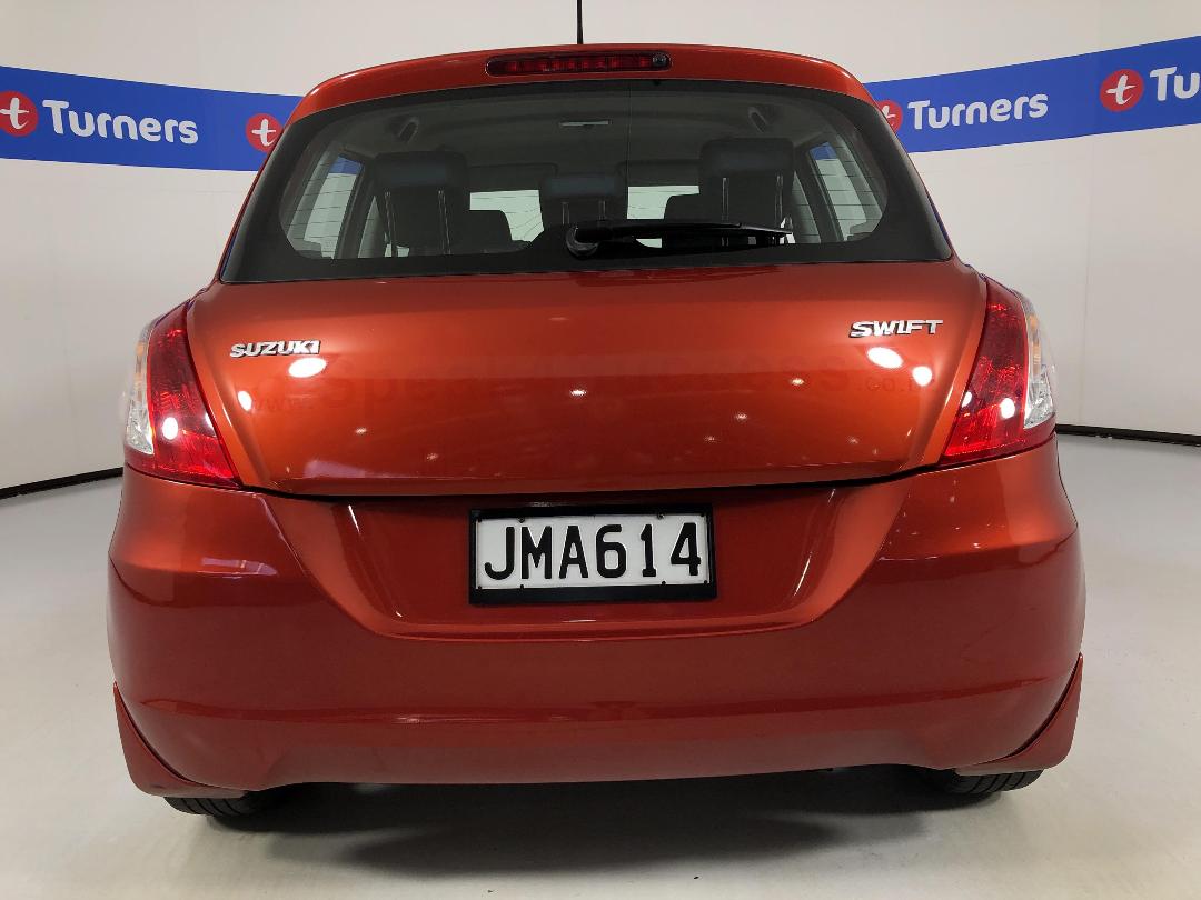 Photo '6' of Suzuki Swift Photo '6' of Suzuki Swift