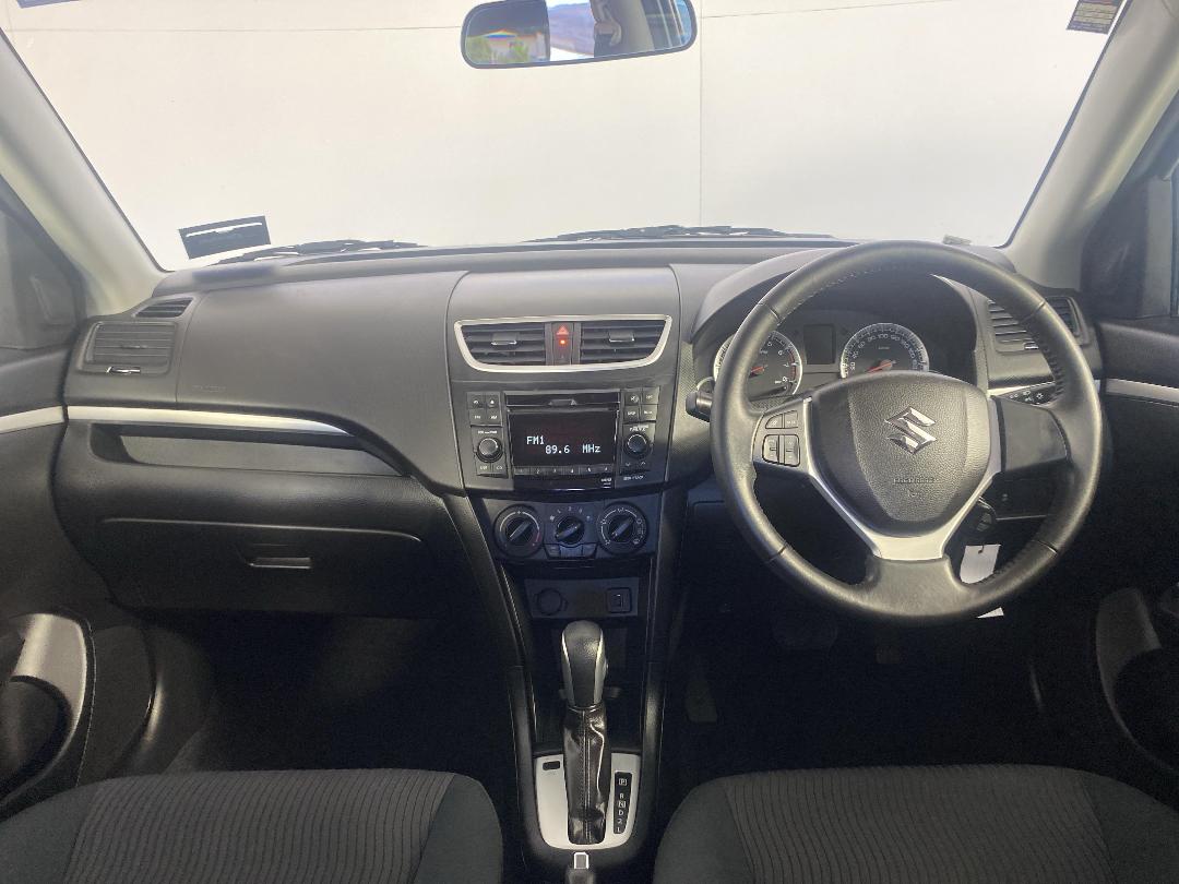 Photo '17' of Suzuki Swift