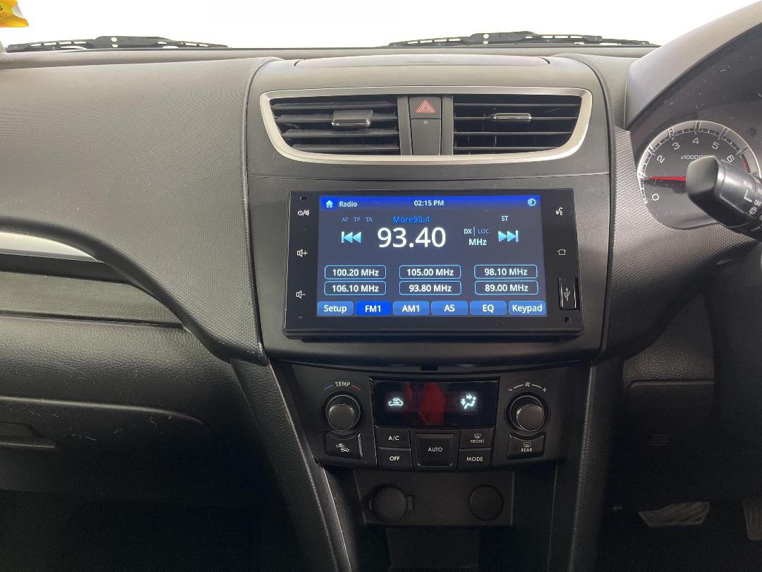 Photo '18' of Suzuki Swift Photo '18' of Suzuki Swift