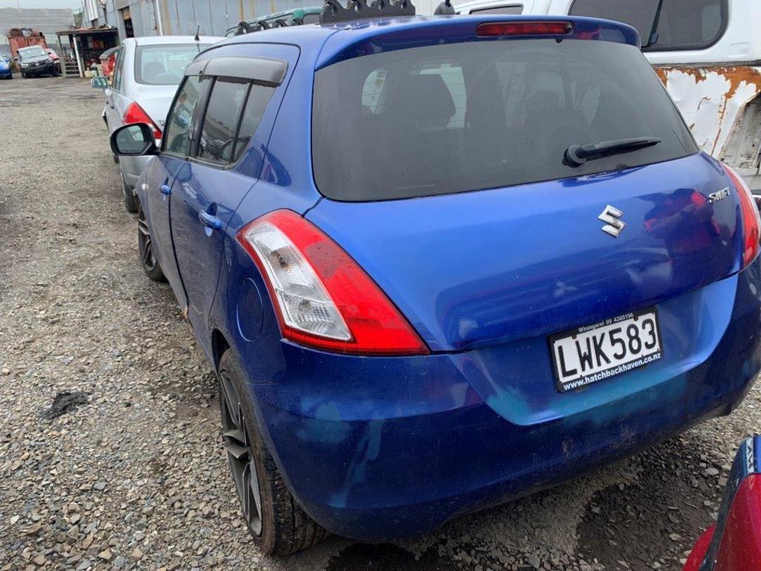 Photo '4' of Suzuki Swift