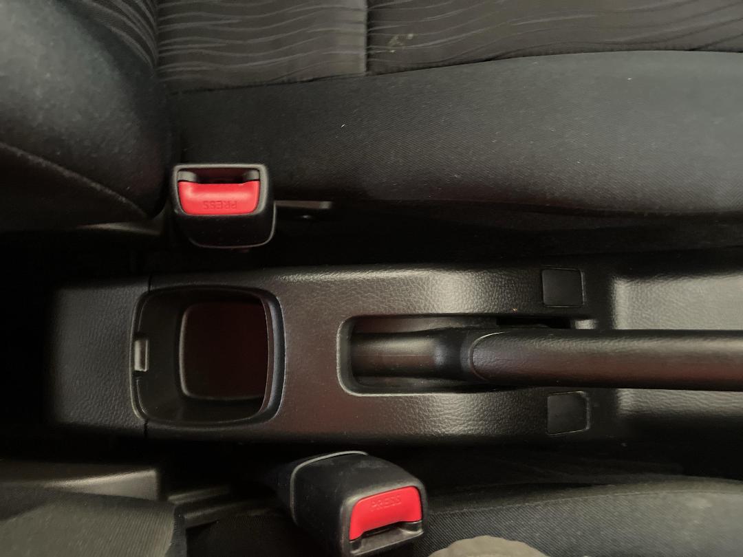 Photo '27' of Suzuki Swift