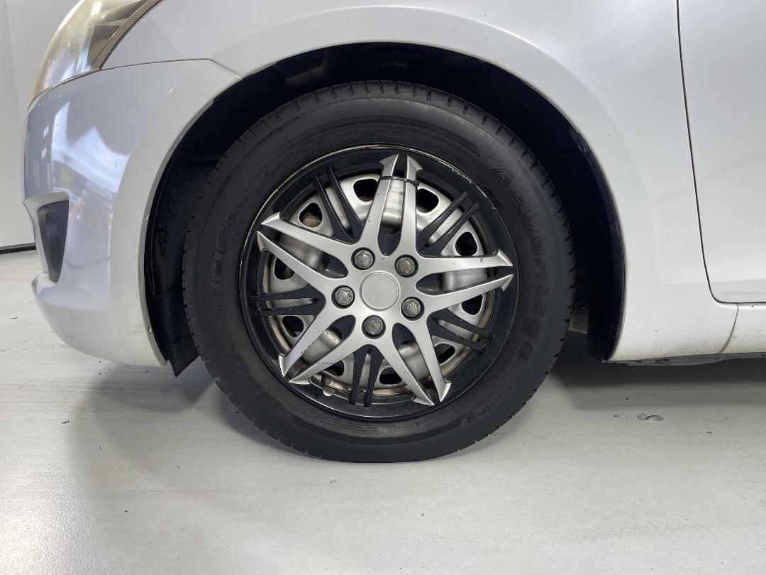 Photo '10' of Suzuki Swift Photo '10' of Suzuki Swift