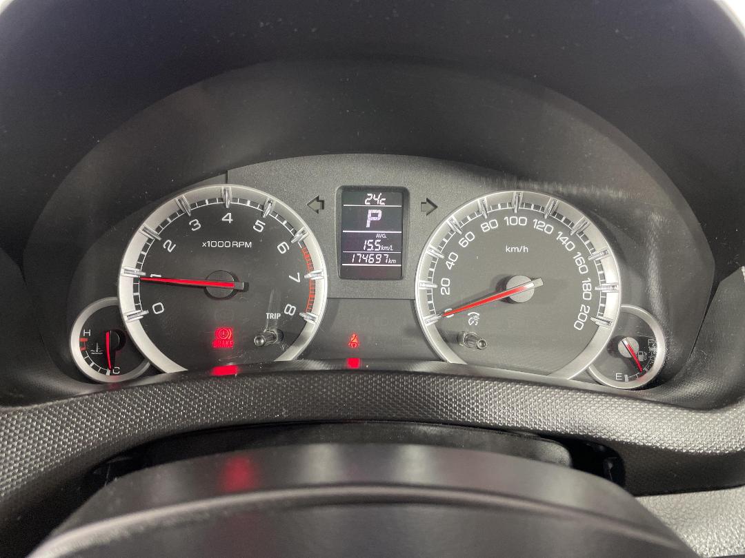 Photo '21' of Suzuki Swift Photo '21' of Suzuki Swift