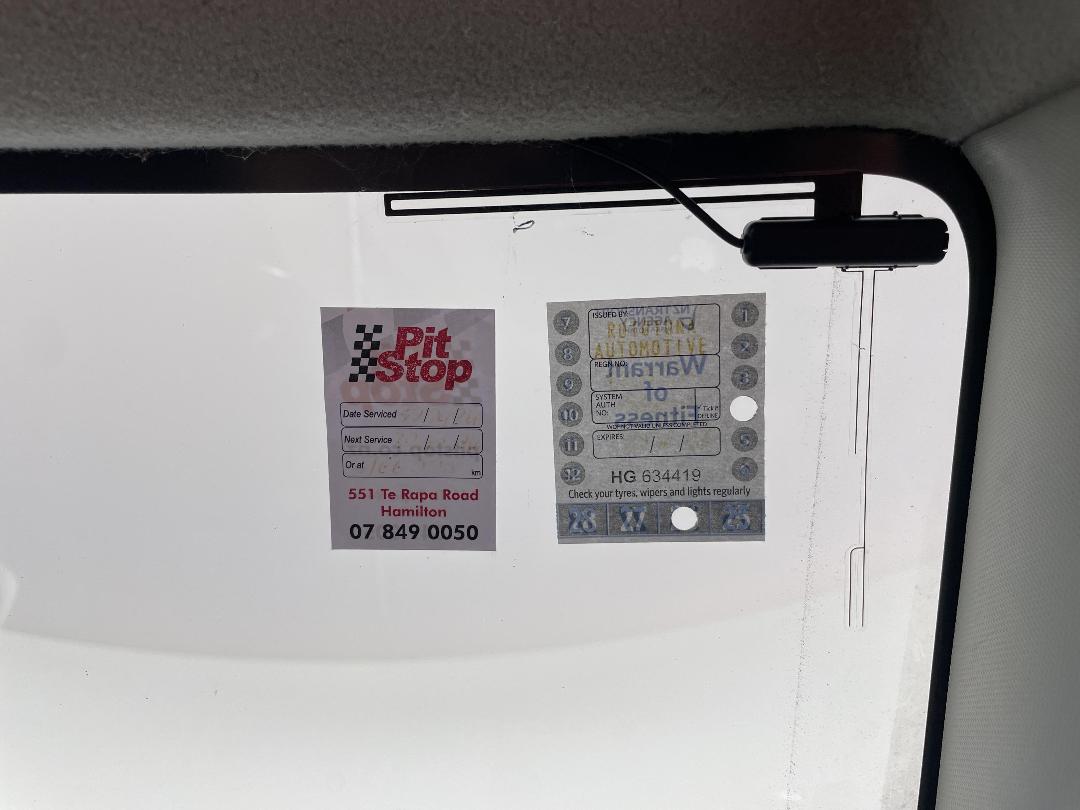 Photo '23' of Suzuki Swift Photo '23' of Suzuki Swift