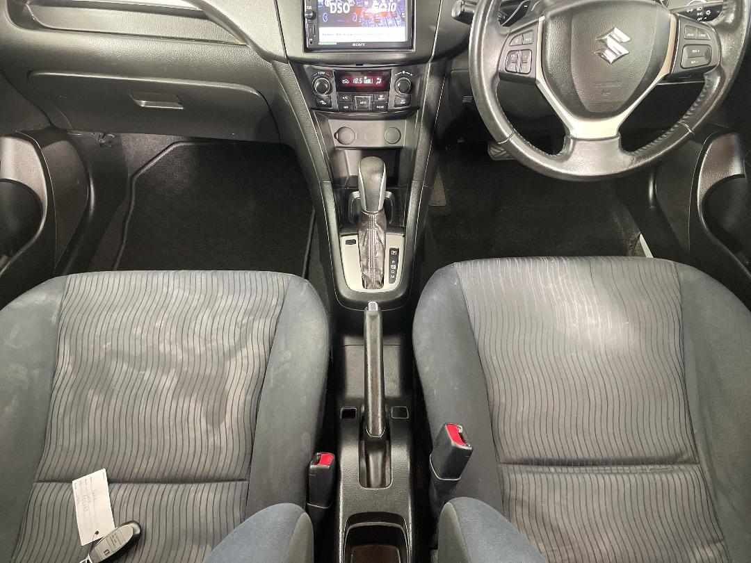 Photo '18' of Suzuki Swift Photo '18' of Suzuki Swift