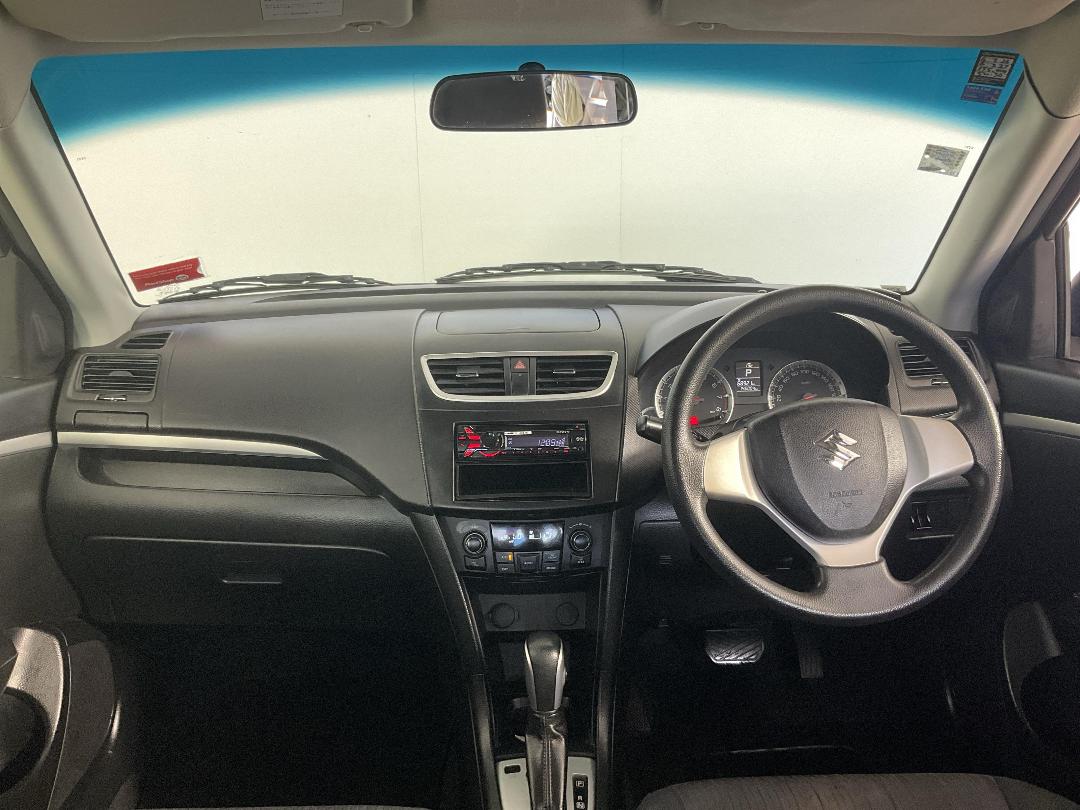 Photo '17' of Suzuki Swift