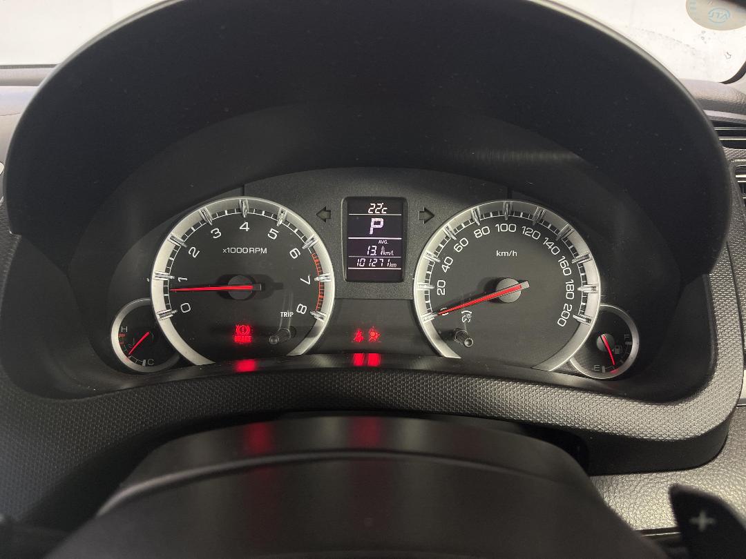 Photo '21' of Suzuki Swift