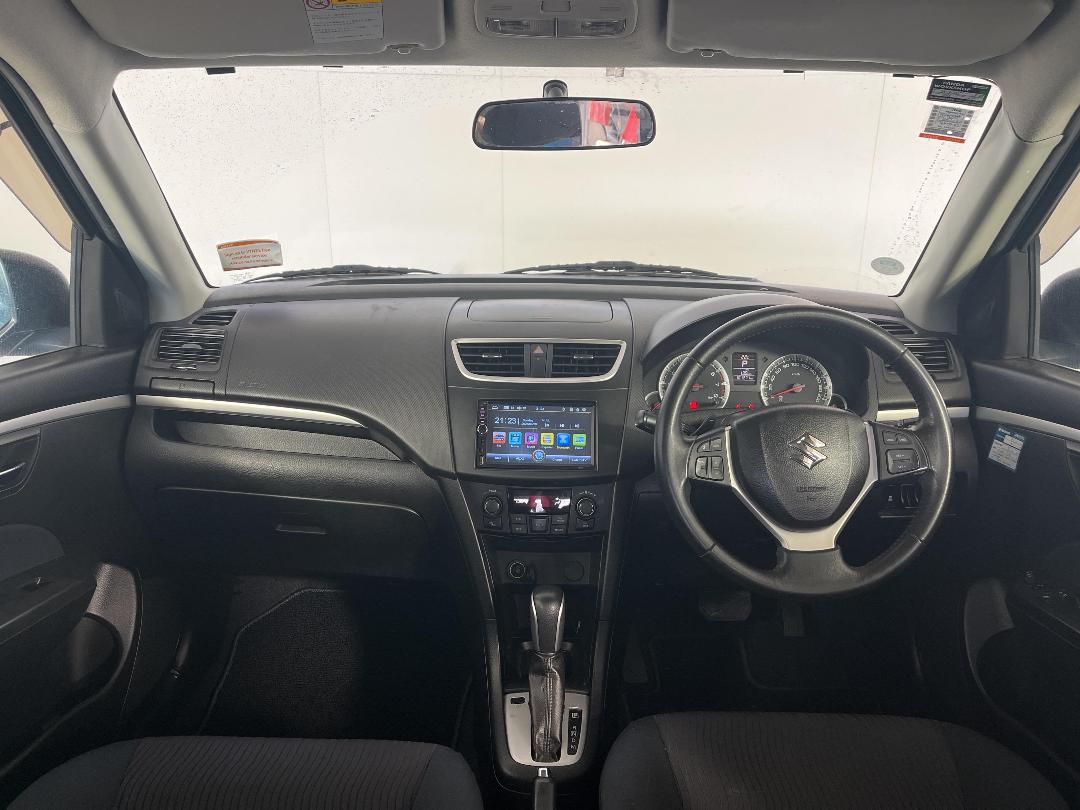 Photo '17' of Suzuki Swift