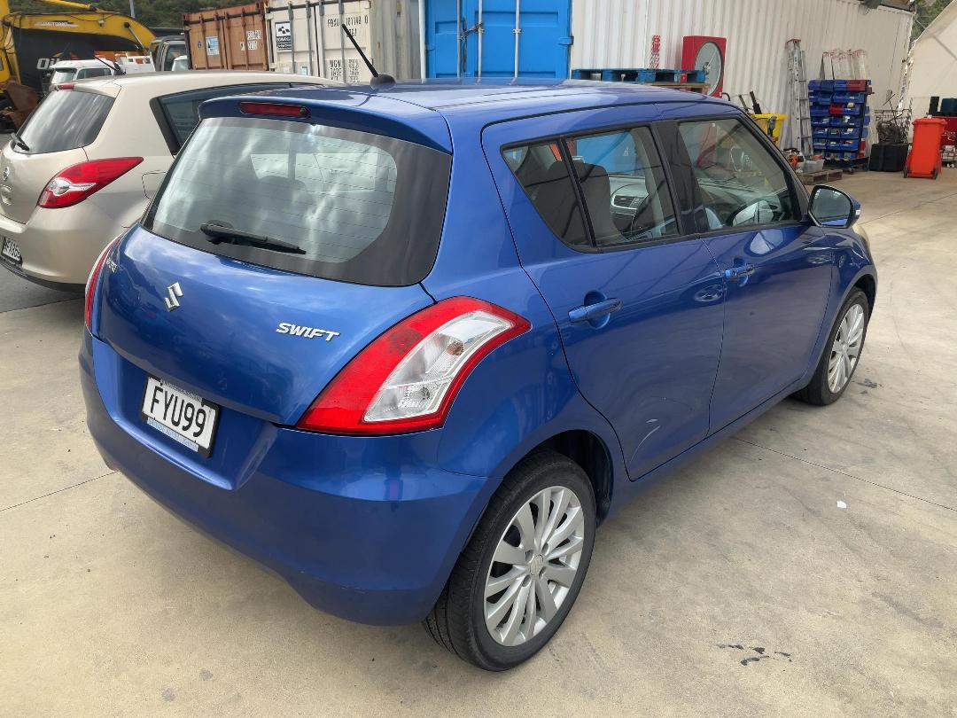 Photo '6' of Suzuki Swift Glxa