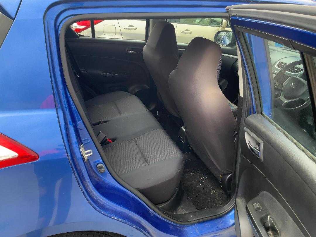 Photo '8' of Suzuki Swift Glxa