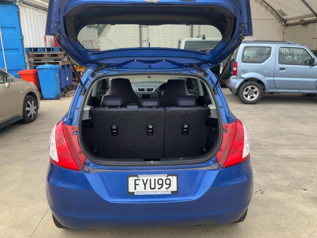 Photo '9' of Suzuki Swift Glxa