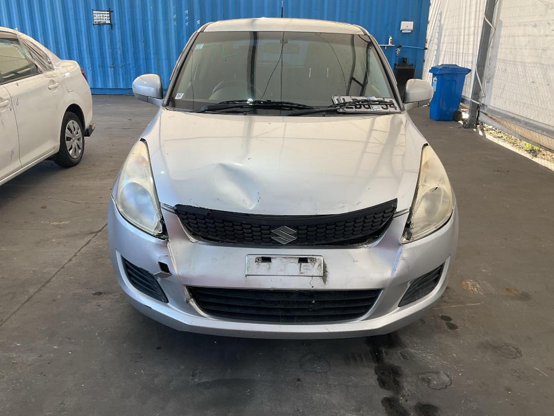 Photo '6' of Suzuki Swift