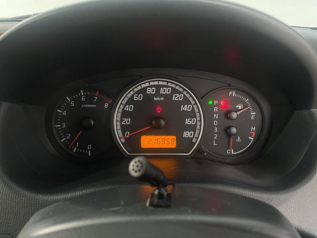 Photo '21' of Suzuki Swift