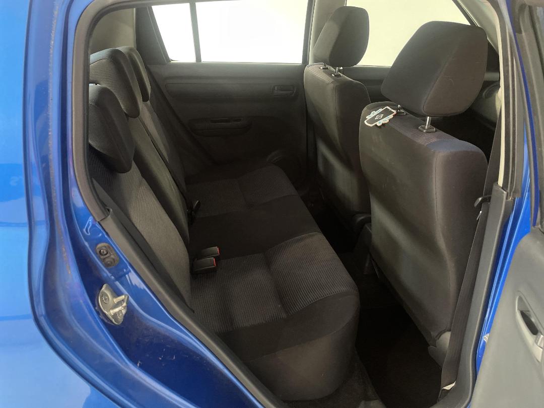 Photo '20' of Suzuki Swift