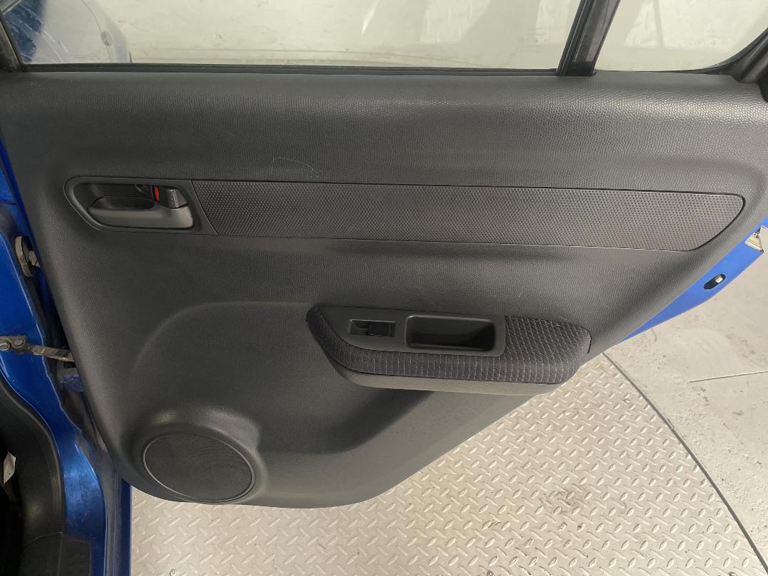 Photo '19' of Suzuki Swift