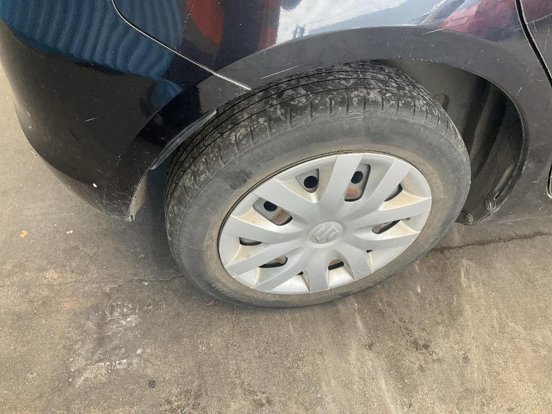 Photo '11' of Suzuki Swift