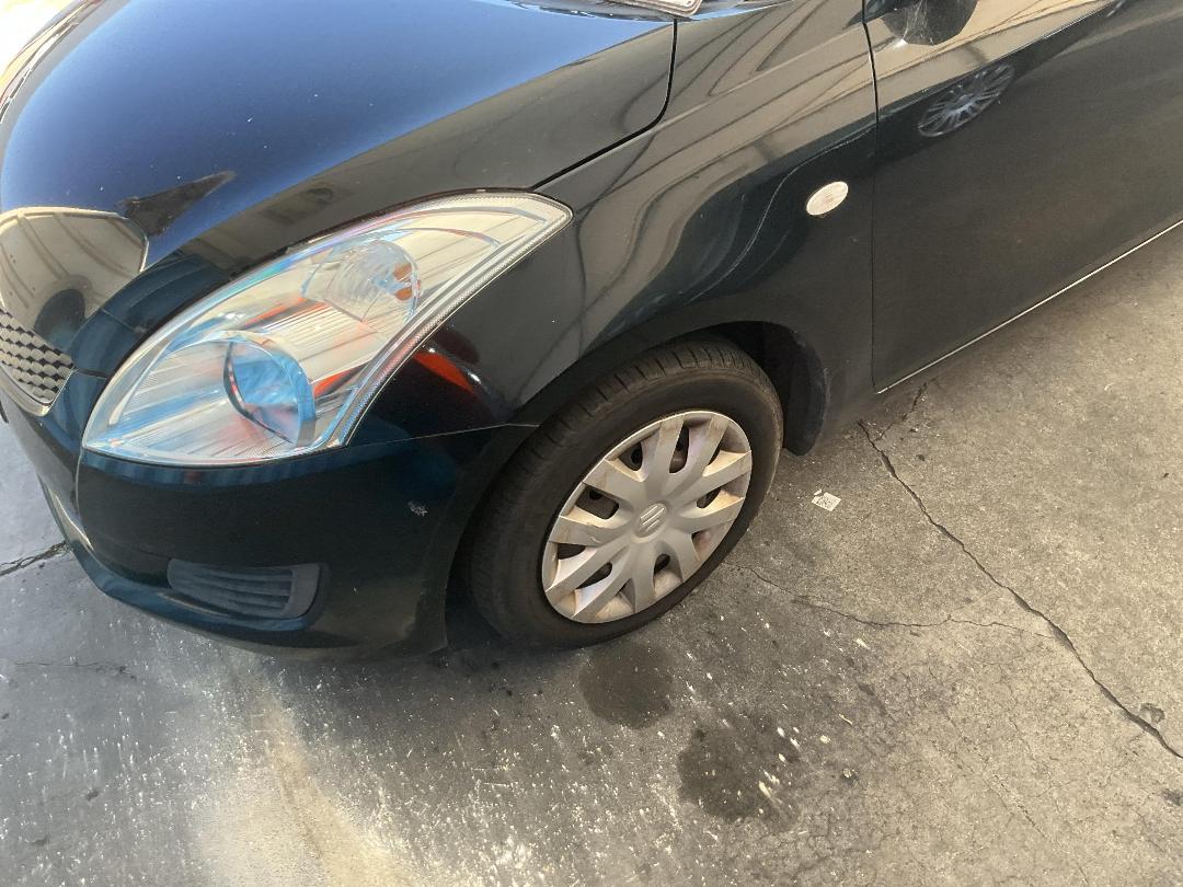 Photo '6' of Suzuki Swift