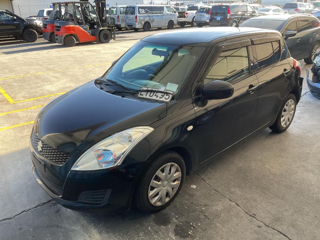 Photo '5' of Suzuki Swift