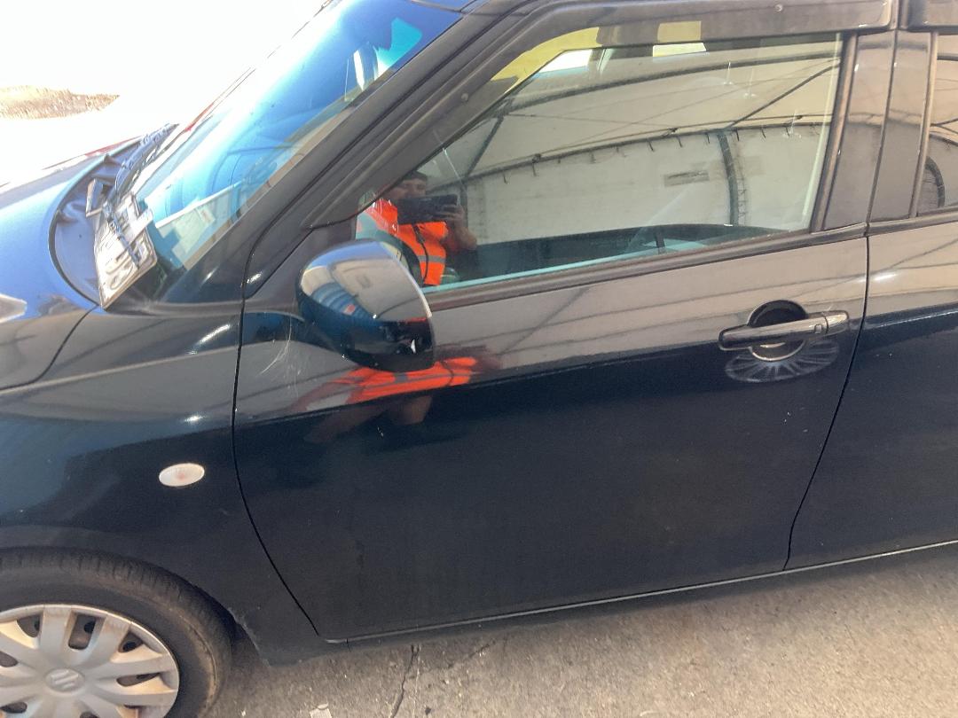 Photo '7' of Suzuki Swift