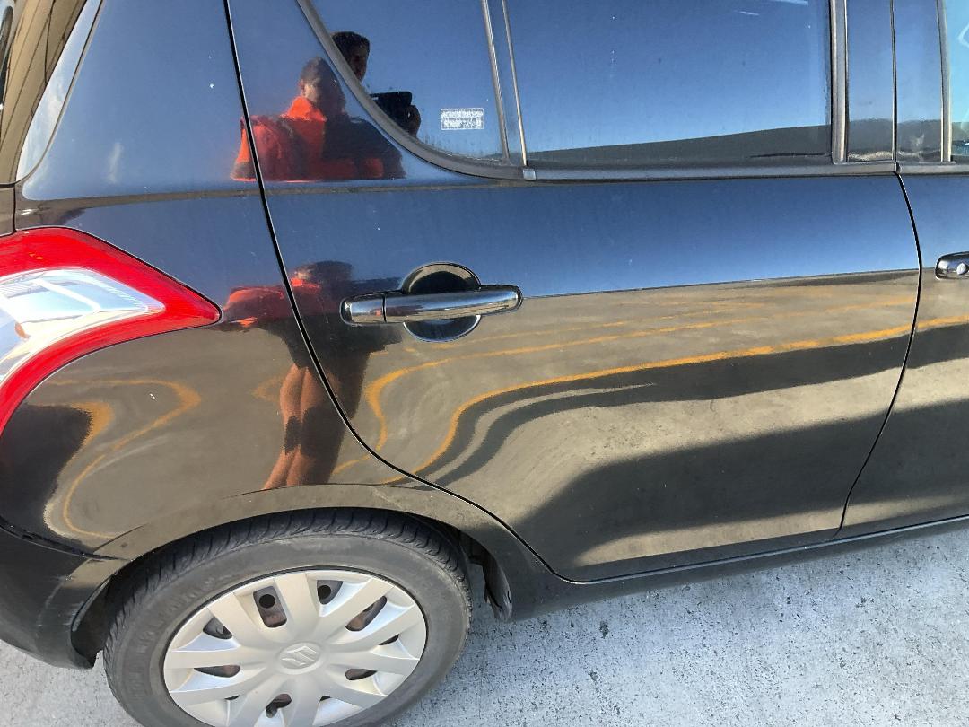 Photo '14' of Suzuki Swift