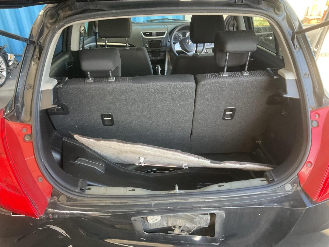 Photo '22' of Suzuki Swift