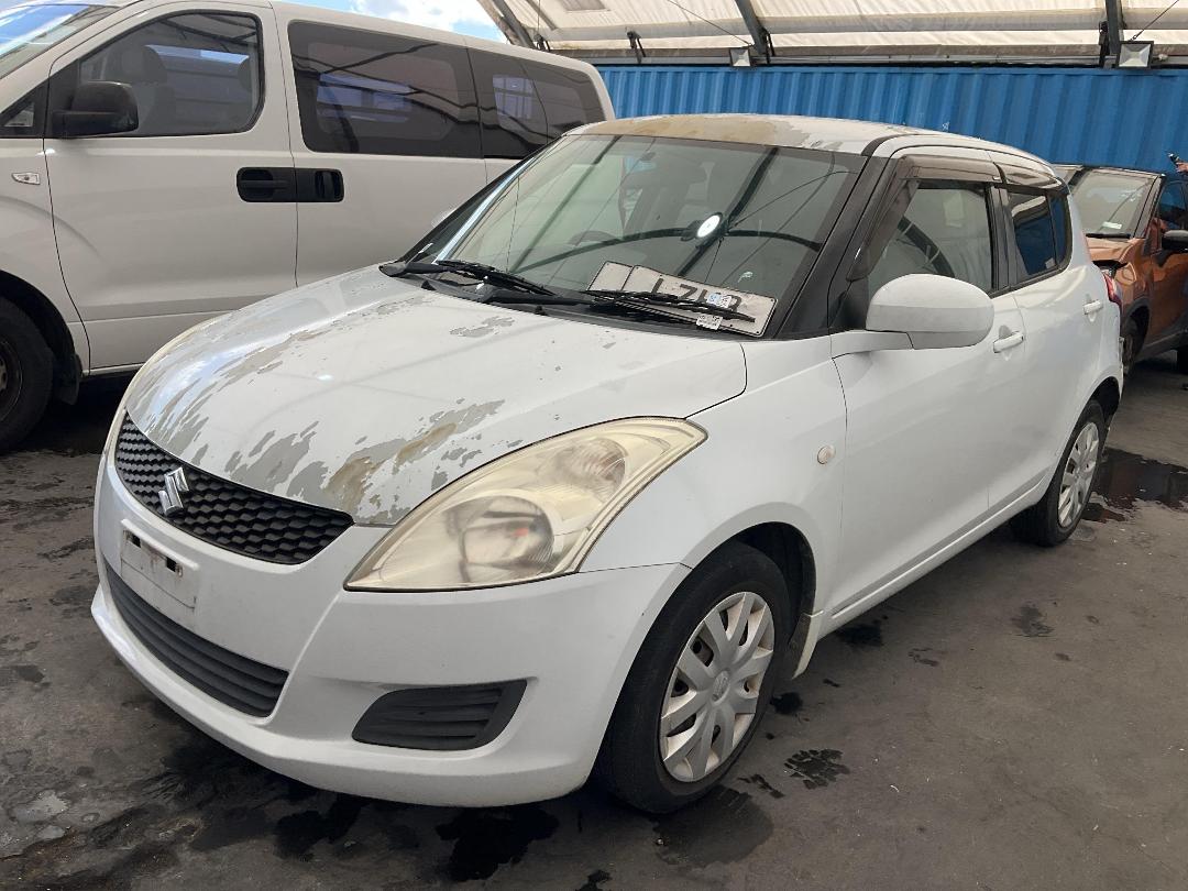 Photo '4' of Suzuki Swift