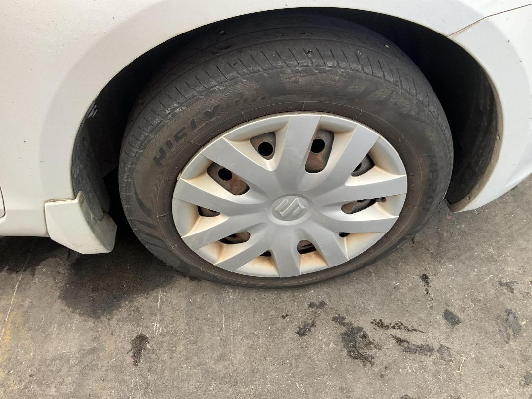 Photo '12' of Suzuki Swift