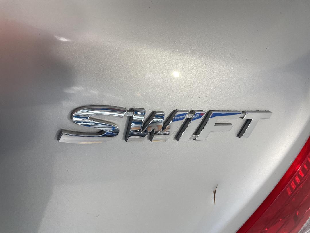 Photo '34' of Suzuki Swift Photo '34' of Suzuki Swift