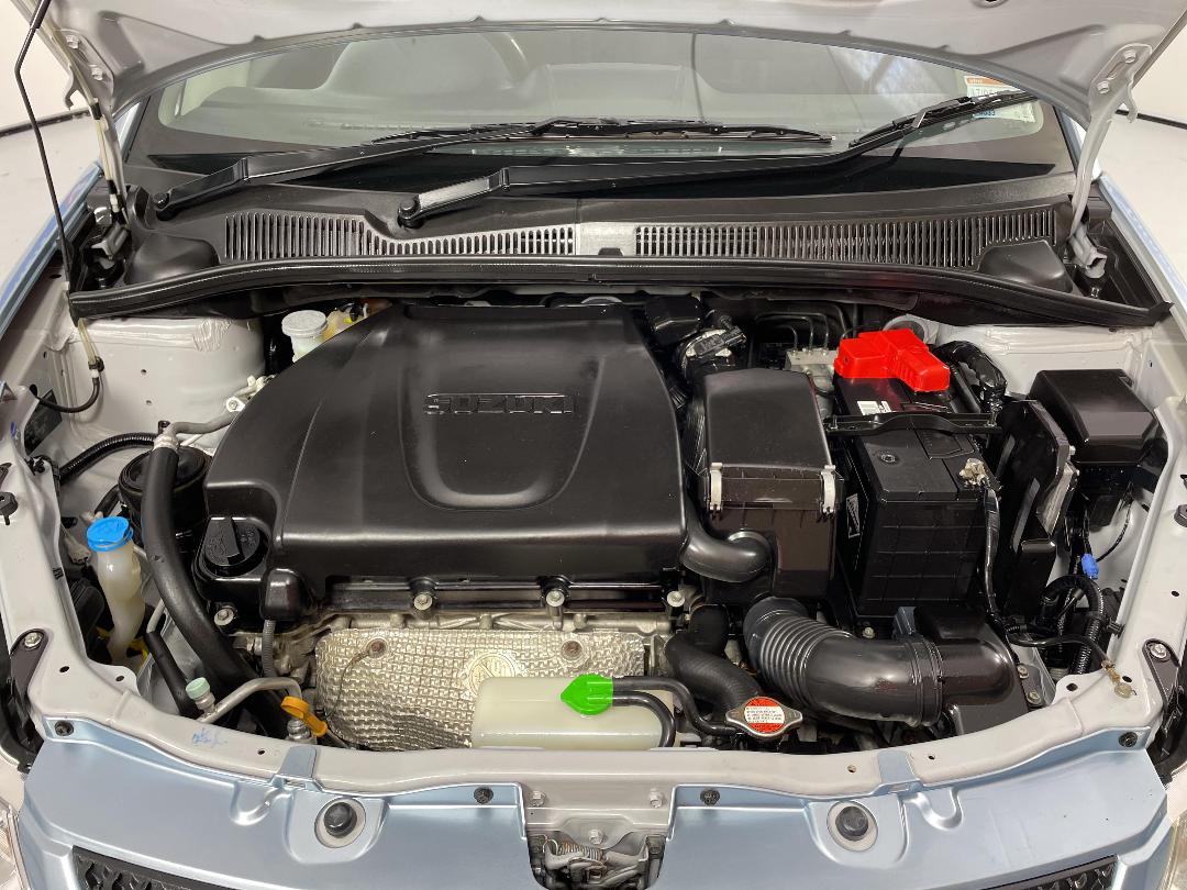 Photo '13' of Suzuki SX4