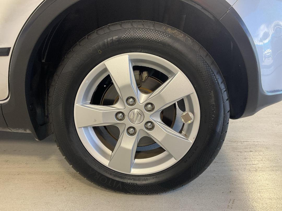 Photo '11' of Suzuki SX4