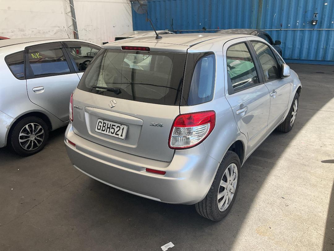 Photo '14' of Suzuki SX4 Glxfcb