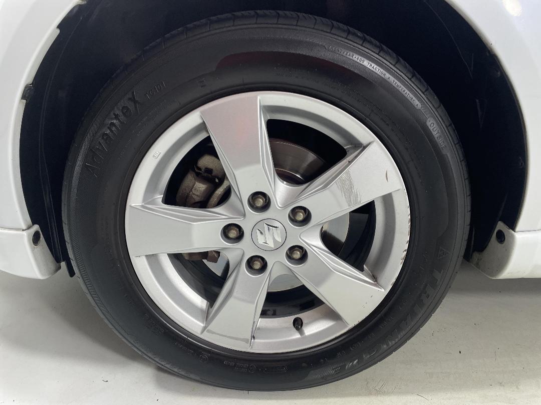 Photo '10' of Suzuki SX4 Photo '10' of Suzuki SX4