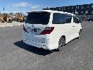 Thumbnail '3' of Toyota Alphard